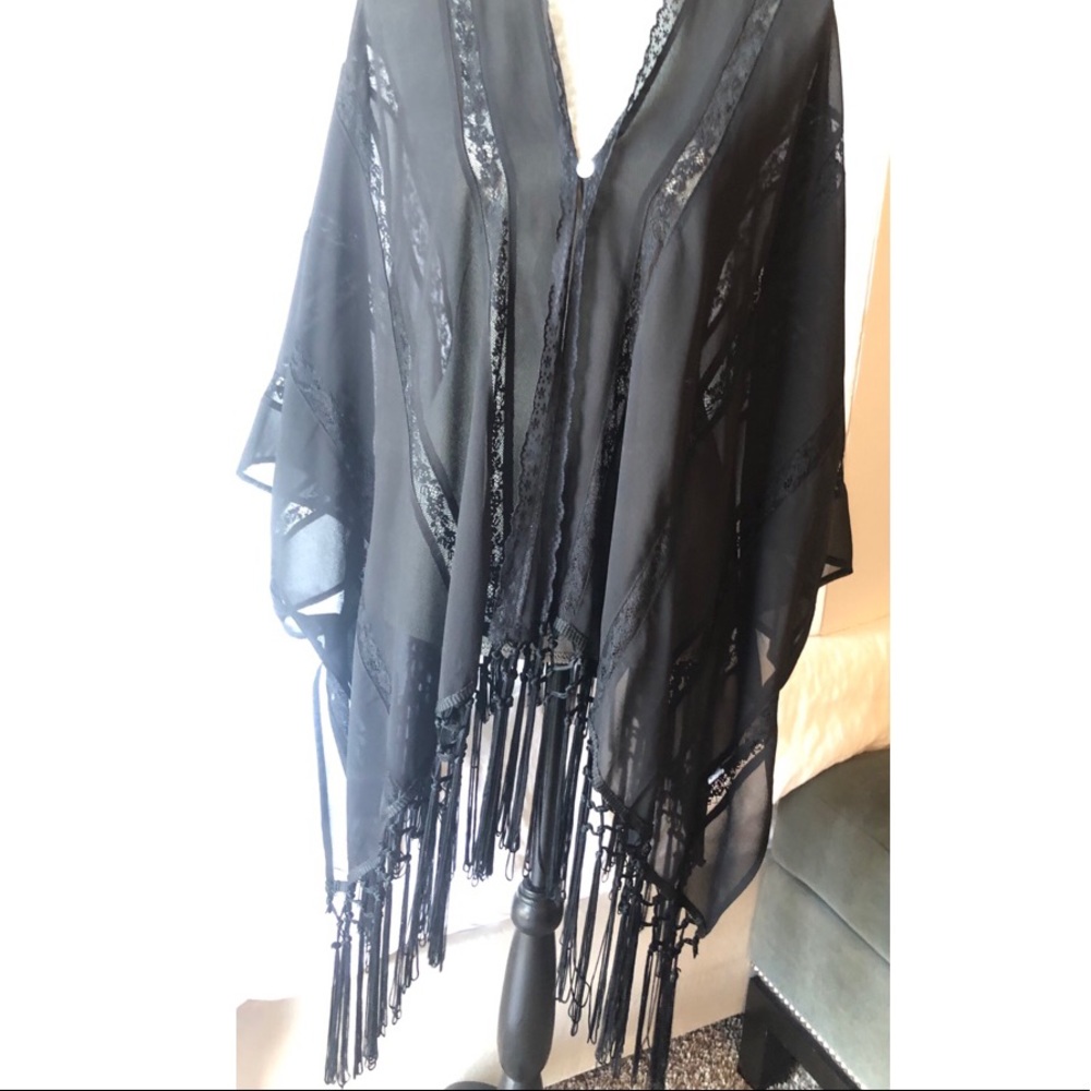 Black lace fringed kimono